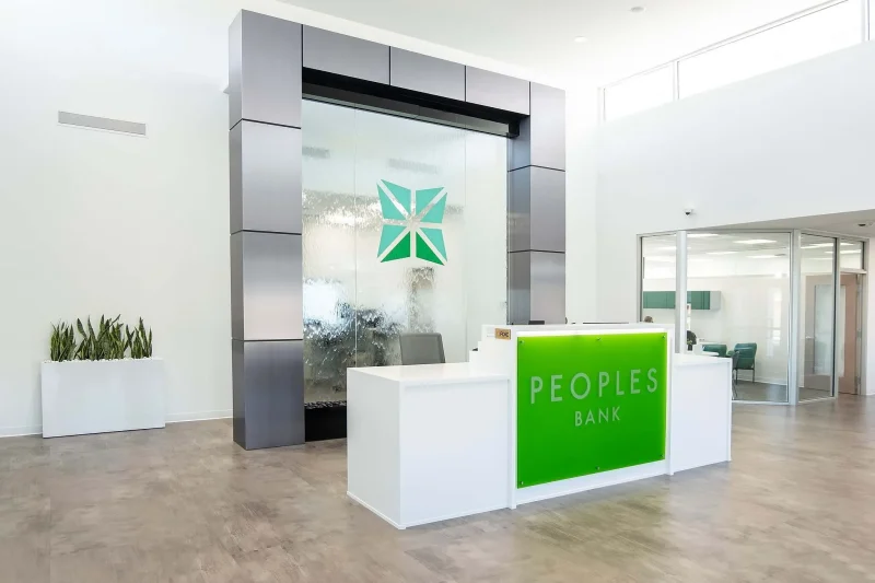 Frameless-Glass-Water-Wall-for-Peoples-Bank-in-Eva